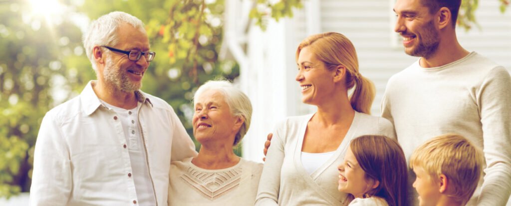 Wealth Management 1 multi generational family 1240x500 1